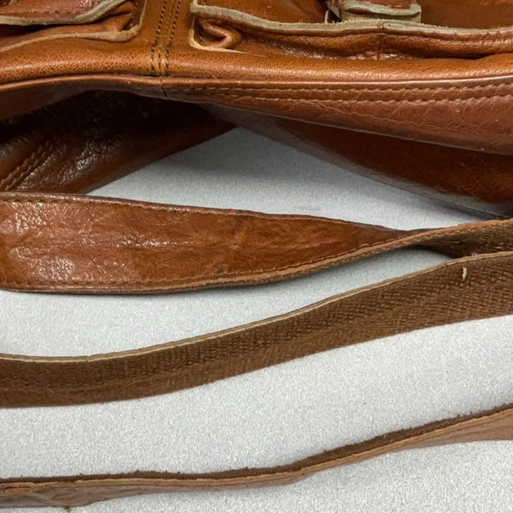 Vintage Brown Leather Messenger Bag with Front Buckle Pockets